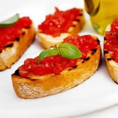 la-cucina-di-nonna-paola-ricette-lucchesi-bruschette-al-pomodoro.jpg